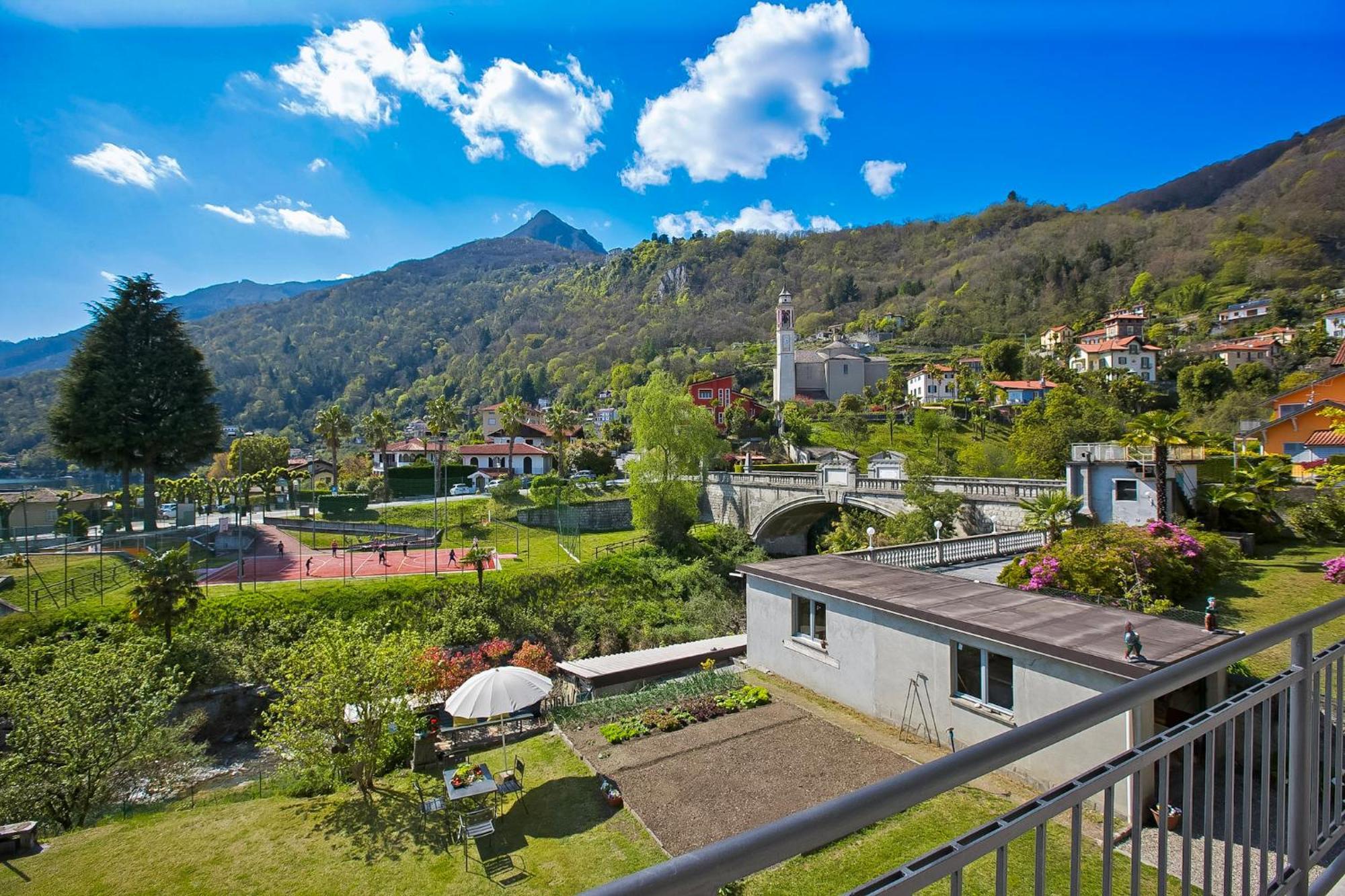 Casa Limoni Apartment Cannero Riviera Bagian luar foto