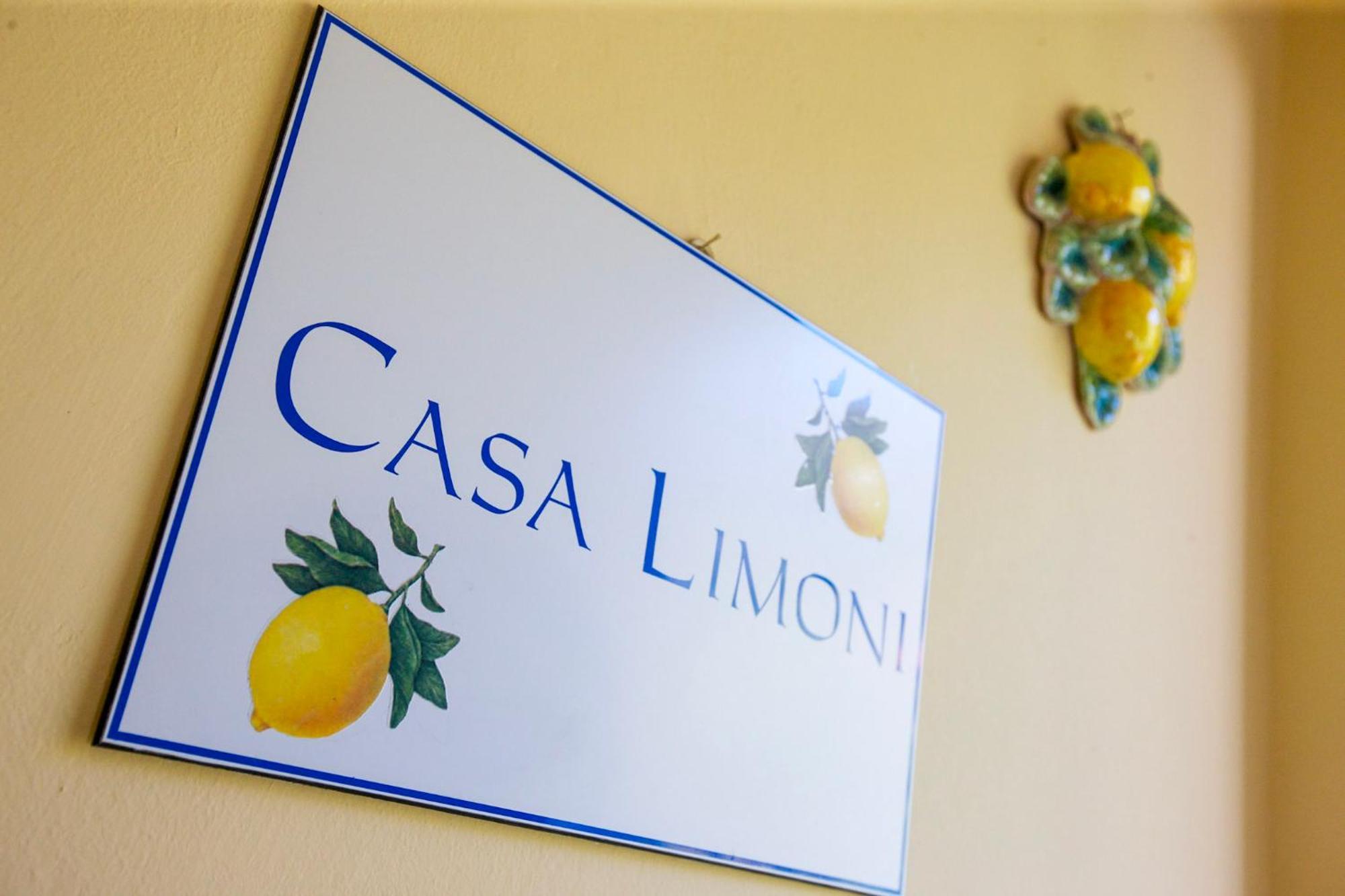 Casa Limoni Apartment Cannero Riviera Bagian luar foto